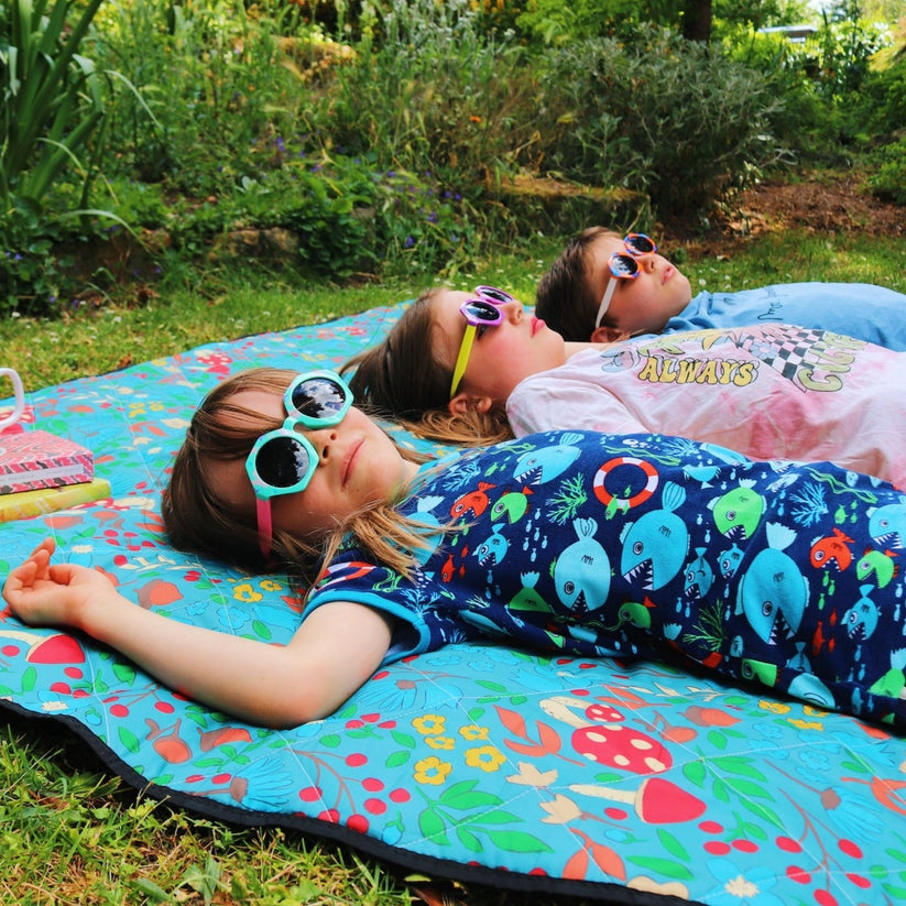 Little LoveBum Picnic Mat